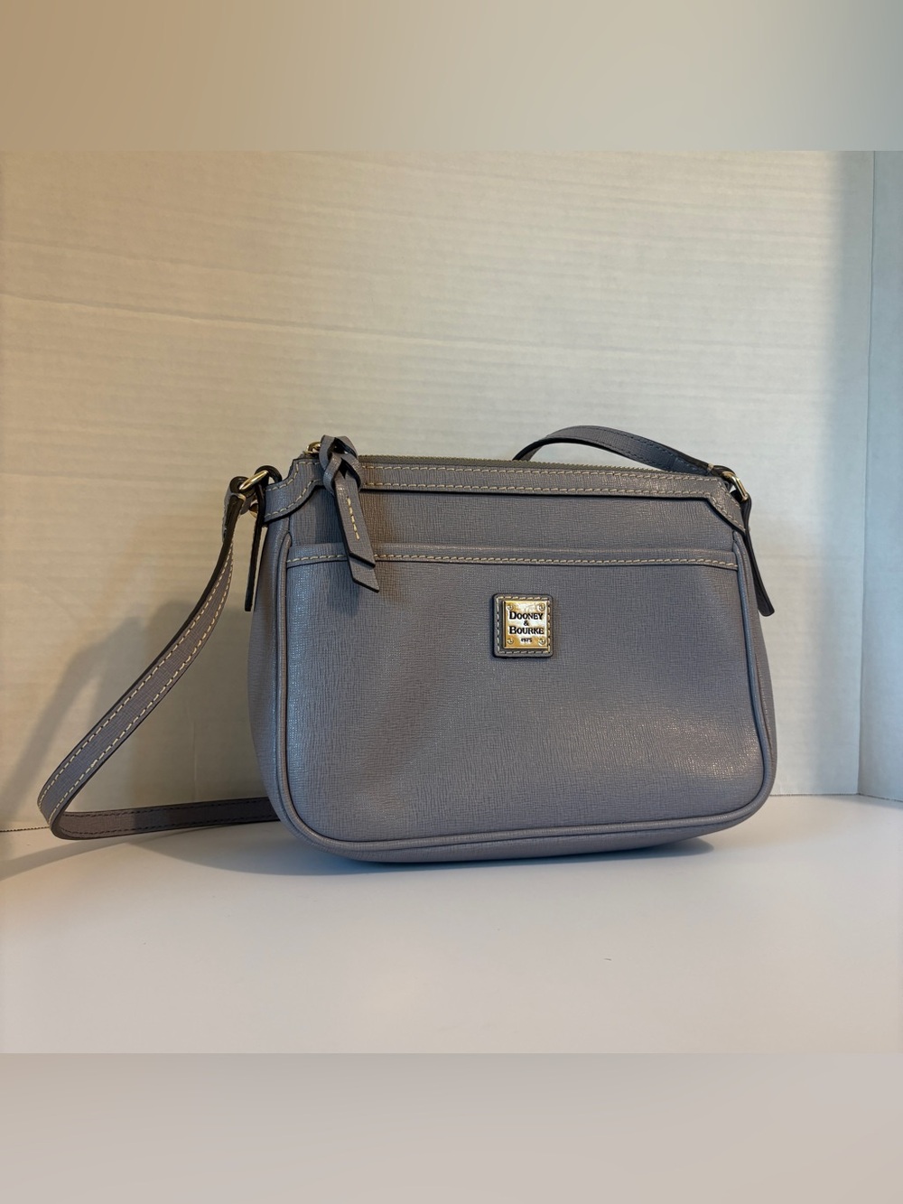 Dooney & Bourke‎ “1975” Smoke Grey Leather Purse Shoulder Bag Like New